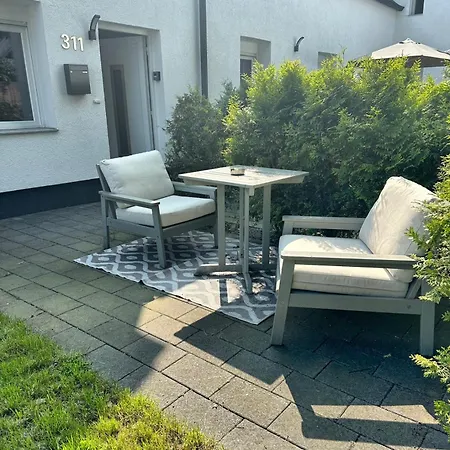 Deluxe Mit Terrasse דירה